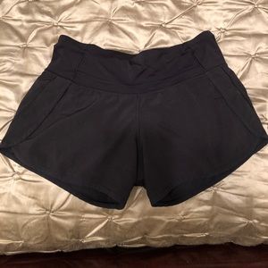 Lucile min Speed short